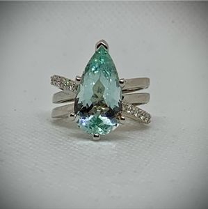 14k White gold 5 CT Aquamarine diamond ring